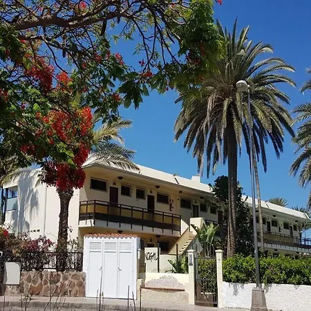 דירה Alsol Nogal- Adults Only פלאייה דל אינגלז